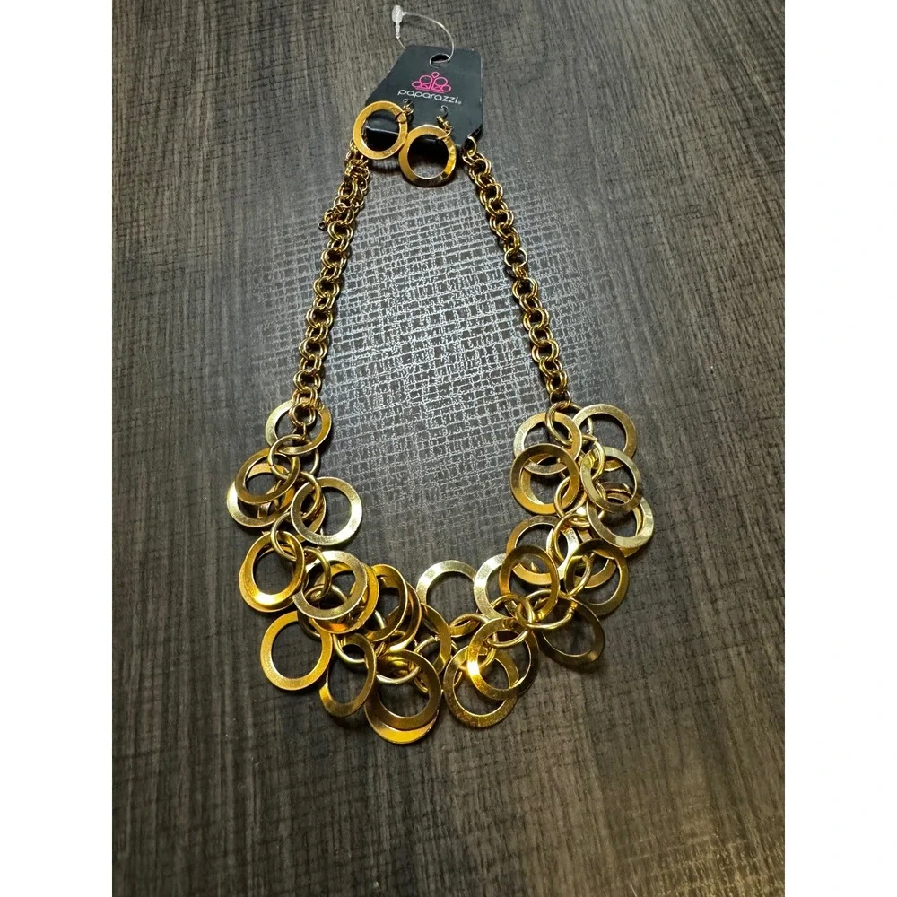 Paparazzi‎ Gold Ring Leader Necklace & Earrings Set Costume Jewelry
